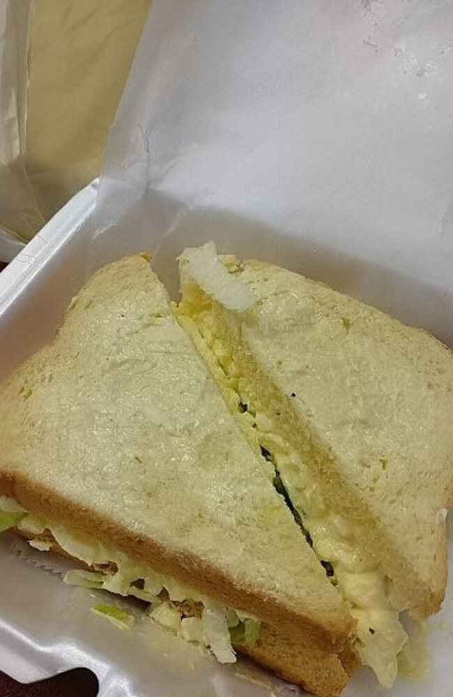 A British tourist in the US asked for his sandwich to be buttered. He shared a photo of it smothered with butter on the outside and it’s sparked a huge debate online. Picture: Reddit