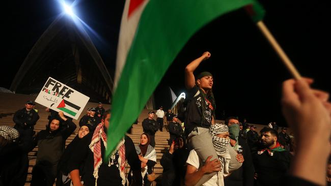 A photo of the Palestine supporters rally outside the Sydney Opera House on October 9.