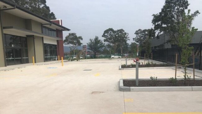 The existing building and parking lot of a site that could become a 4WD Supacentre under plans lodged with Penrith Council.