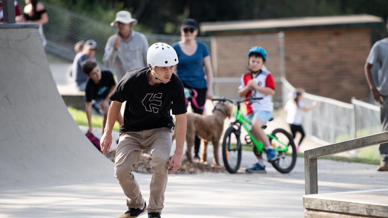 Anthony Tenant pictured competing at Berowra skate park at the skate, scooter and BMX battle royale. (AAP IMAGE / MONIQUE HARMER)