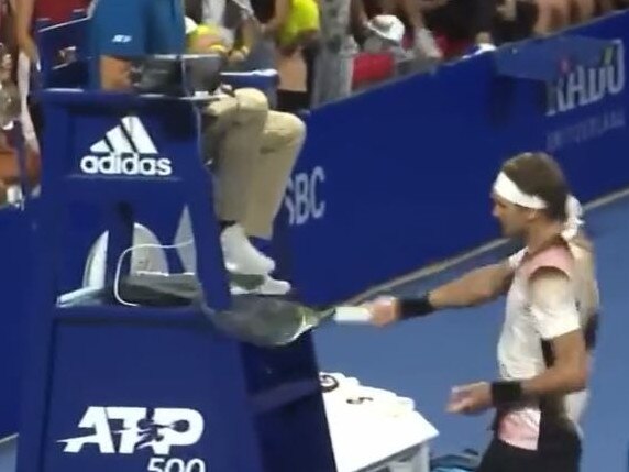 The moment Alexander Zverev struck the umpire’s chair.