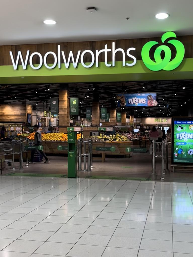 Woolworths recently ditched its ‘Bag for Good’ shopping bags and replaced them with a version made out of 70 per cent recycled materials. Picture: news.com.au/Rebekah Scanlan