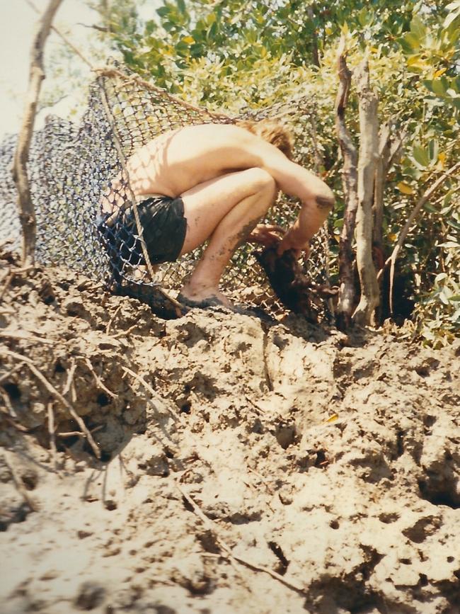 Steve Irwin setting a croc trap at Cattle Creek where he and Bob Irwin were first given permits to remove crocodiles. Picture: Supplied