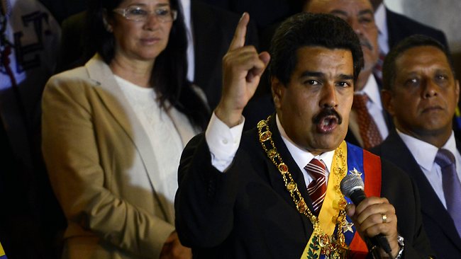 VENEZUELA-MADURO-SWEARING IN