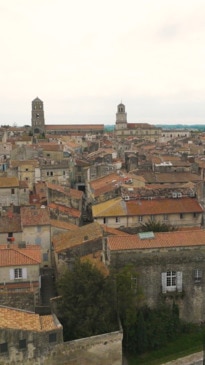 Greetings from picturesque Arles in France