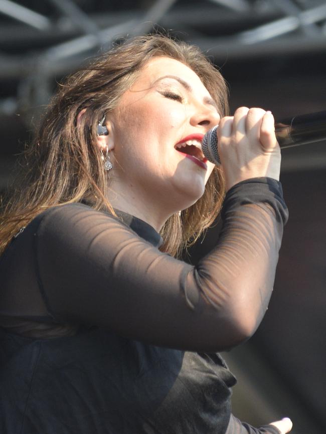 Ella Hooper.