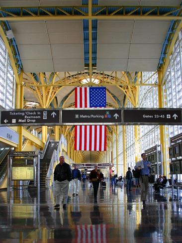 Ronald Reagan Washington National Airport. Picture: Elvert Barnes, Flickr