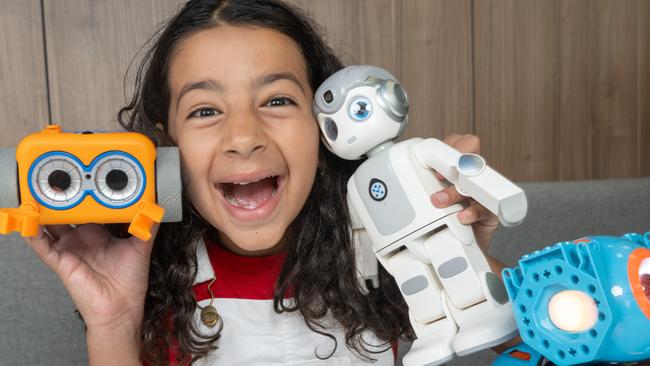 Future Victoria coverage. Four kids aged 4,6,8 and 10 plus the researcher Dr Sarika Kewalramani. Some of the robots are a bit small but would be good if they could be a key focus with the kids. Jana Abu-Salma, 10; Picture: Tony Gough