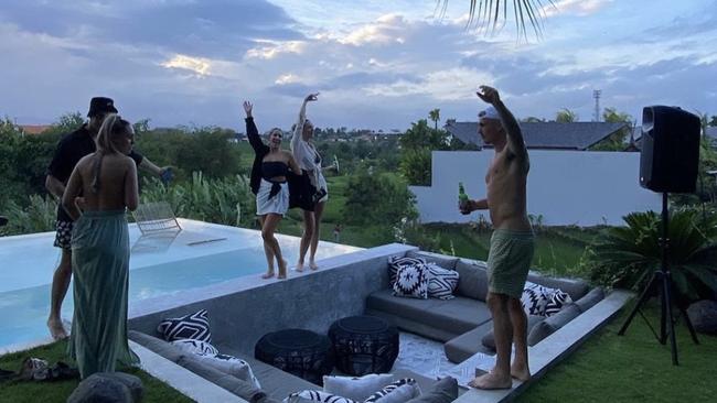 Mia Fevola steps out in Bali with ‘close friend’.