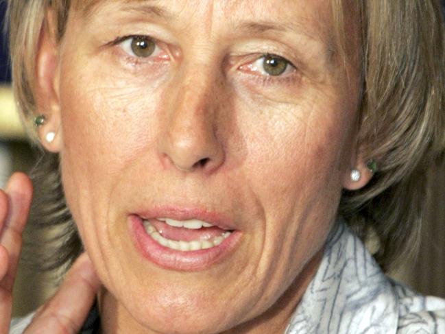 Tennis great Martina Navratilova speaking at a news conference in Tokyo, 11/03/2008.