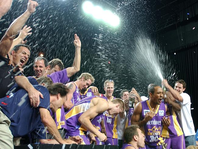 The Sydney Kings celebrate their 2004/5 title.