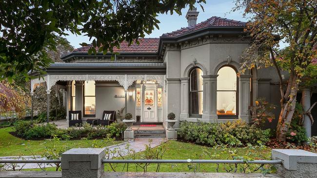 44 Merton Street, Albert Park.