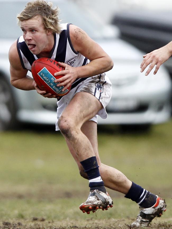 Brent Marshall in action for Bundoora in 2012.