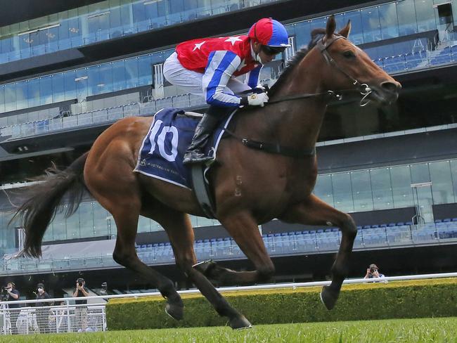 SYDNEY, AUSTRALIA - OCTOBER 02: Andrew Adkins on Fox Fighter wins race 1 the Midway Handicap during Sydney Racing on Epsom Day at Royal Randwick Racecourse on October 02, 2021 in Sydney, Australia. (Photo by Mark Evans/Getty Images)