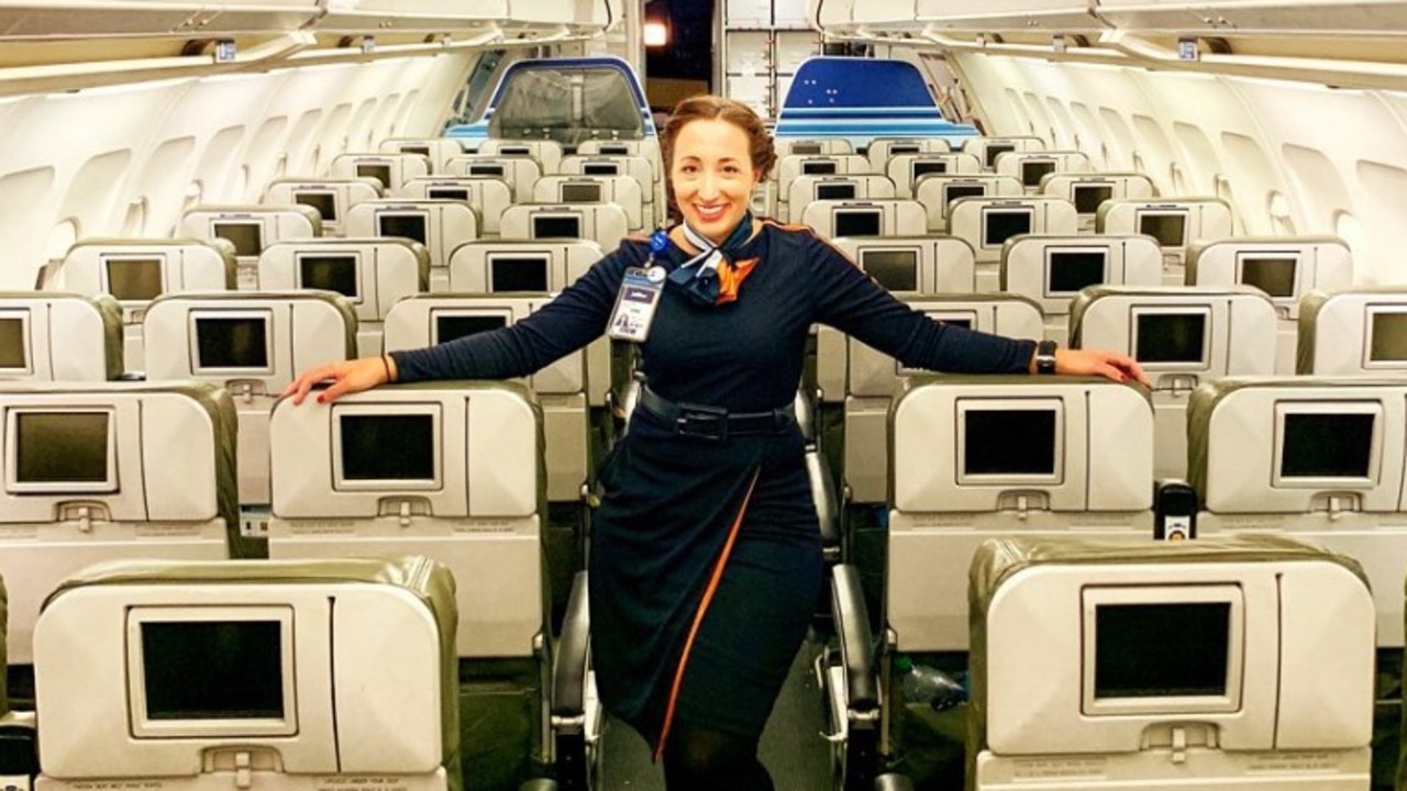 JetBlue flight attendant reveals one thing you should never do on a ...