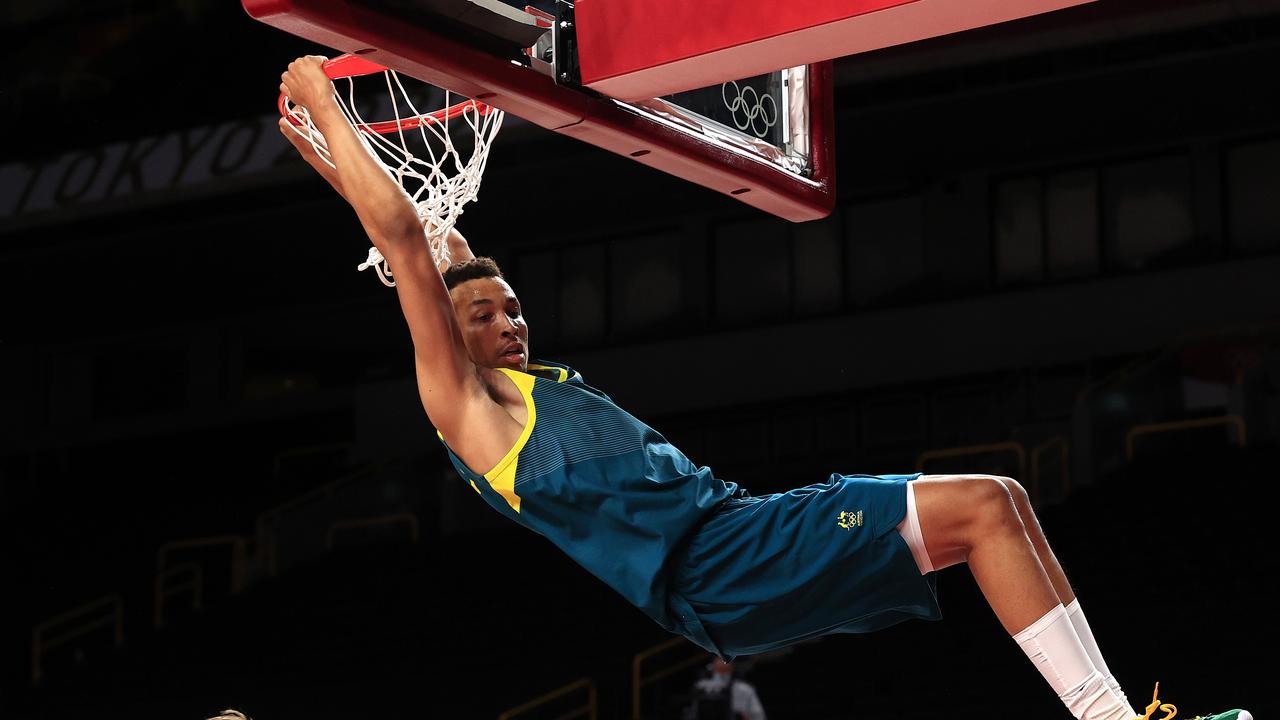 Dante Exum dunks against Slovenia. Pics Adam Head