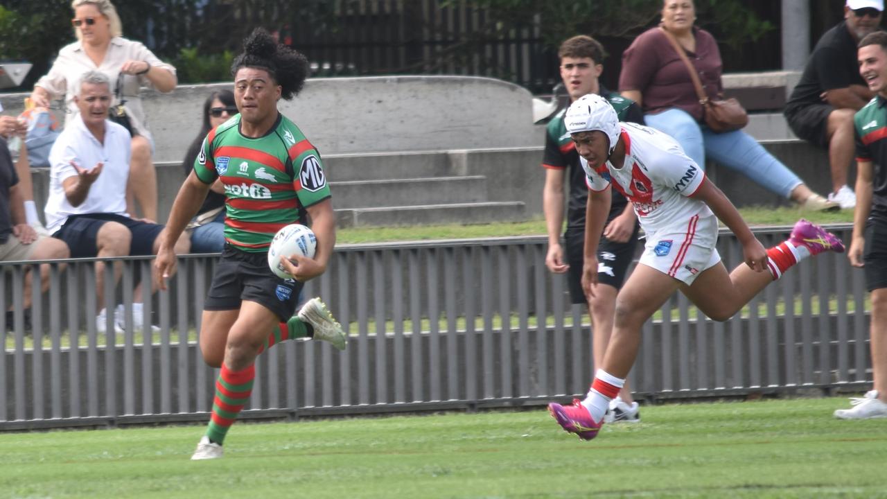 Jahzelle Lokeni makes a break. Picture: Sean Teuma