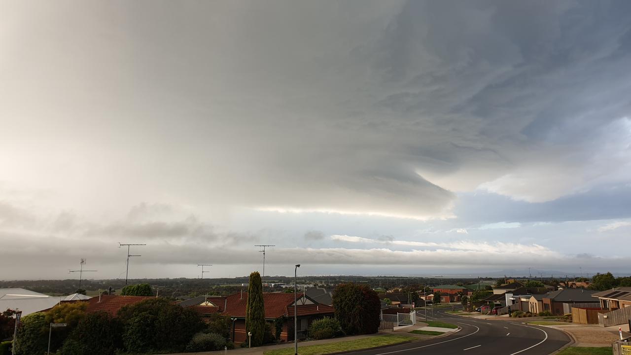 Geelong storm: hail dumped on city in severe weather | Geelong Advertiser