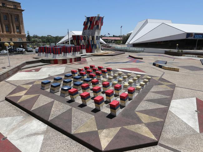 The complete sculpture at the Adelaide Festival Plaza.