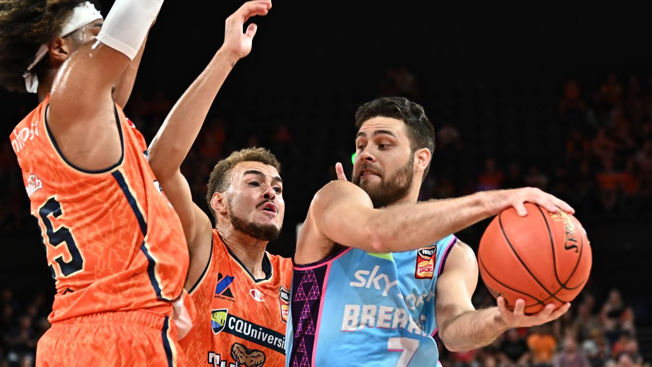 NBA 2022 23 New Zealand Breakers Defeat Taipans In Cairns The Advertiser   9f8adb47df4605fba6a09995531855dd