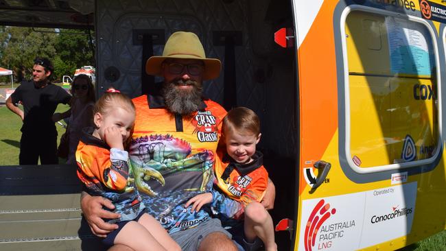 Glen Mackenzie-Ross and his children Isla and Finley