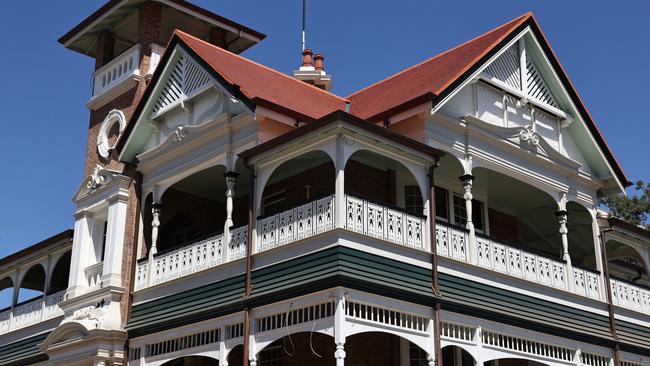 The scaffolding has finally been removed to reveal the mammoth multi-million dollar restoration of one of Brisbane’s most iconic historic residences "Lamb House" at Kangaroo Point. Photo: Tara Croser.