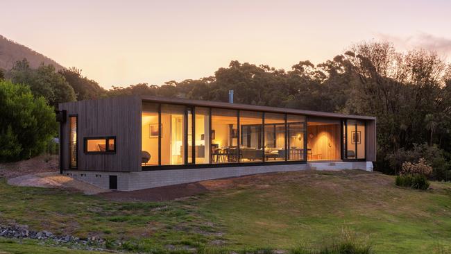 Shortlisted in the New House Under 200sq m and Sustainability categories Wolfe House by Rosevear Stephenson. Photography by Adam Gibson