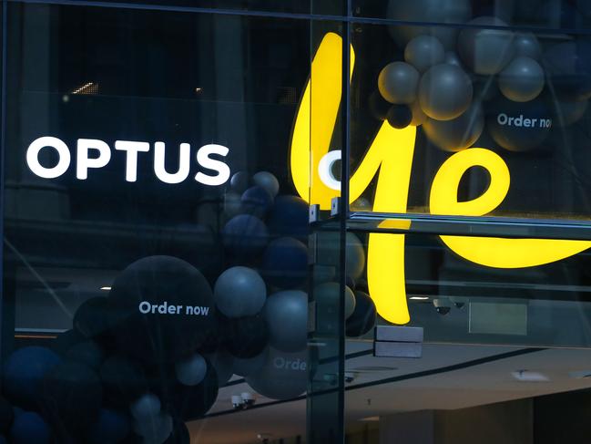 SYDNEY, AUSTRALIA - Newswire Photos October 04, 2022: A general stock view of the Optus store in the CBD in Sydney. Picture: NCA Newswire / Gaye Gerard