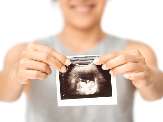 Parents are being warned not to share their baby’s ultrasound scan on social media. (Pic: iStock)