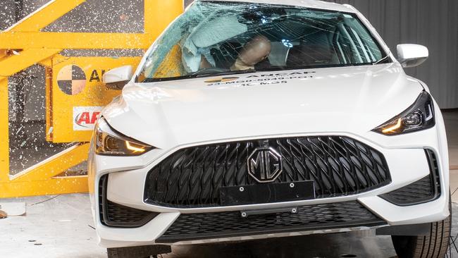 Two cheap new cars have been slammed for poor safety.