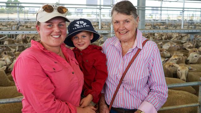 Coghills Creek farmer Molly with Oliver Wrigley, and Judith Fawcett, from Mount Cameron. Picture: Rachel Simmonds