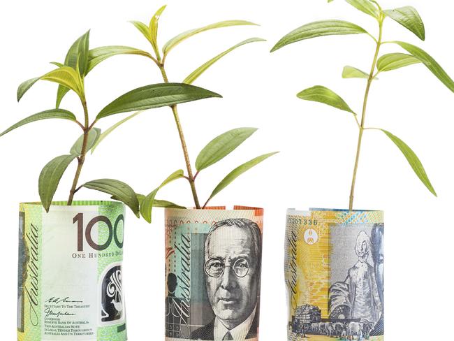 Australian cash growing by putting it into a superannuation fund. Picture: iStock.