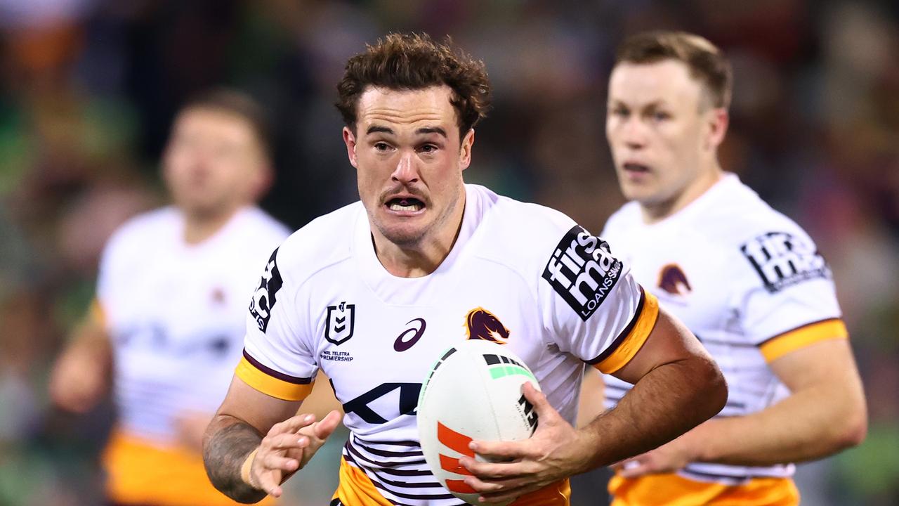 Tigers, Dragons miss out on star recruit after Broncos crisis talks