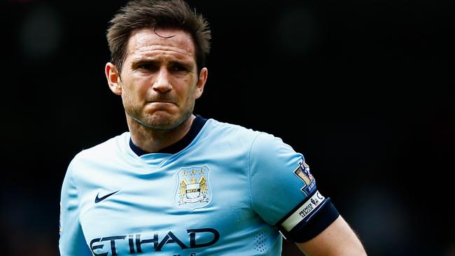 Frank Lampard playing for Manchester City.