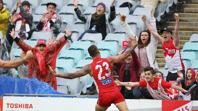 Sydney Swans' Lance Franklin celebrates a goal with fans during AFL Qualifying Final between Sydney Swans v Fremantle Dockers at ANZ Stadium. pic. Phil Hillyard