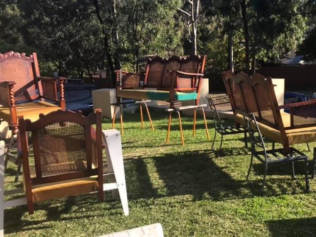 She also levelled the chairs. Picture: Facebook/BunningsMumsAustralia