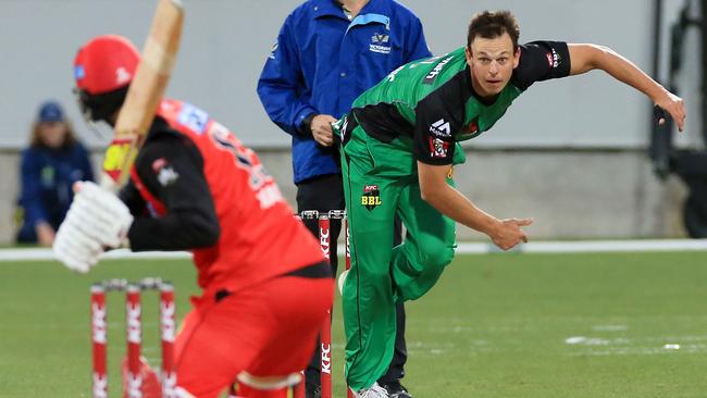 Evan Gulbis, Stars. Big Bash cricket under lights at Simonds Stadium. Melbourne Renegades V Melbourne Stars. Picture: Peter Ristevski