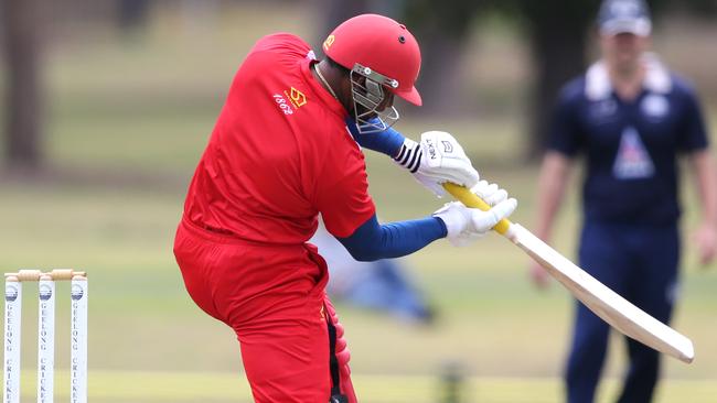 Tillakaratne Dilshan playing for Casey South Melbourne next season.