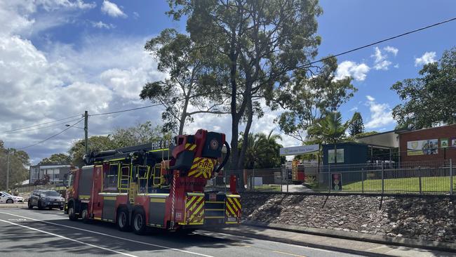 , Queensland Fire and Emergency services called to Labrador State School as fire breaks out