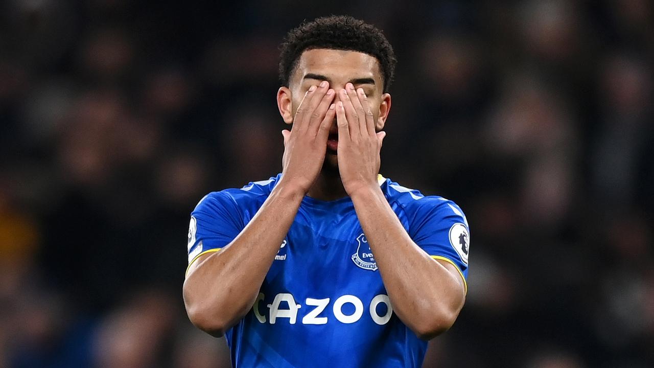 LONDON, ENGLAND - MARCH 07: Mason Holgate of Everton looks dejected after Harry Kane of Tottenham Hotspur scores their sides third goal during the Premier League match between Tottenham Hotspur and Everton at Tottenham Hotspur Stadium on March 07, 2022 in London, England. (Photo by Shaun Botterill/Getty Images)