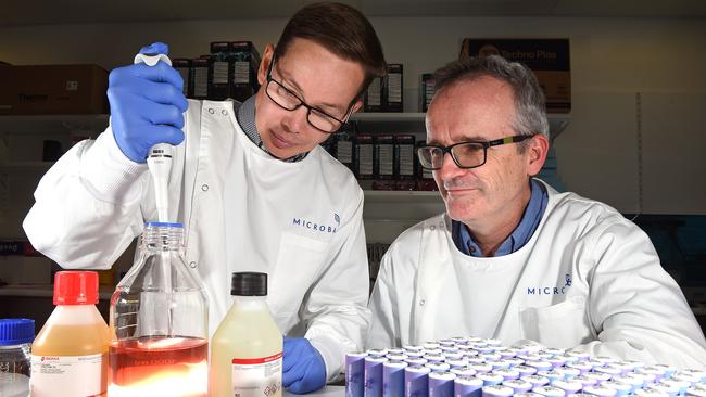 Professor Gene Tyson, left, and Professor Philip Hugenholtz. Picture: AAP/John Gass