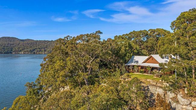 The 2ha bushland holding has $4.4 million price hopes.