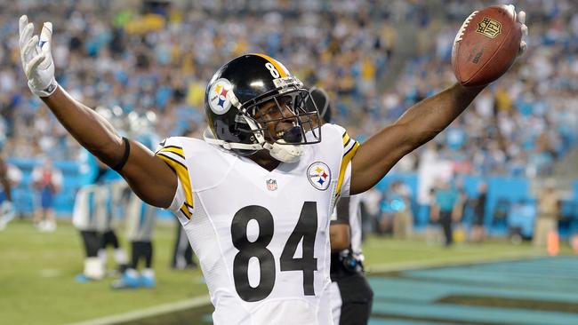 Antonio Brown #84 of the Pittsburgh Steelers celebrates after scoring a touchdown.