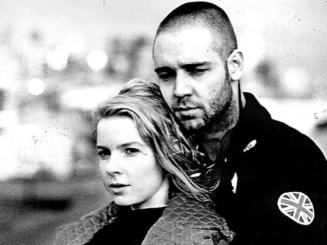 Ромпер стомпер это. Рассел Кроу ромпер Стомпер. Скины 1992. Дэйви из Romper Stomper.
