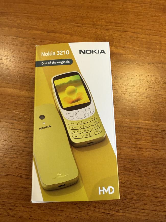 HMD has rebooted the Nokia 3210. But, can it replace an iPhone?