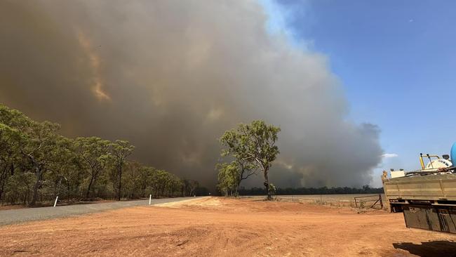 Queensland Fire Department issued a fresh alert at 11am. Picture: Millstream South Rural Fire Brigade