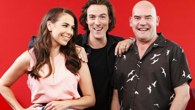 Kate Ritchie credited her former Nova co-hosts Tim Blackwell (centre) and Sheargold with her success after accepting an ACRA in 2018.