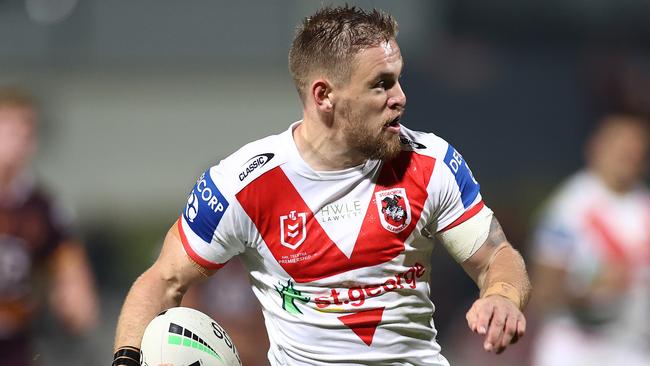 SYDNEY, AUSTRALIA - JUNE 03: Matthew Dufty of the Dragons makes a break during the round 13 NRL match between the St George Illawarra Dragons and the Brisbane Broncos at Netstrata Jubilee Stadium on June 03, 2021, in Sydney, Australia. (Photo by Cameron Spencer/Getty Images)