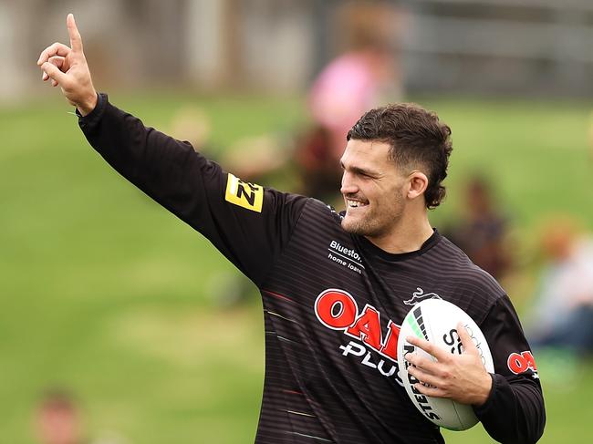 PENRITH, AUSTRALIA - SEPTEMBER 27: Nathan Cleary gestures to a team mate during a Penrith Panthers NRL training session at BlueBet Stadium on September 27, 2022 in Penrith, Australia. (Photo by Mark Kolbe/Getty Images)