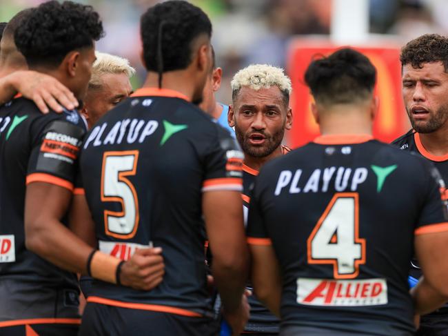 CANBERRA, AUSTRALIA - MARCH 16: Apisai Koroisau of the Wests Tigers talks to his team during the round two NRL match between Canberra Raiders and Wests Tigers at GIO Stadium, on March 16, 2024, in Canberra, Australia. (Photo by Jenny Evans/Getty Images)